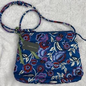 NEW‎ Vera Bradley Crossbody Bag Quilted Blue Floral Zip Purse Ajustable Hippie